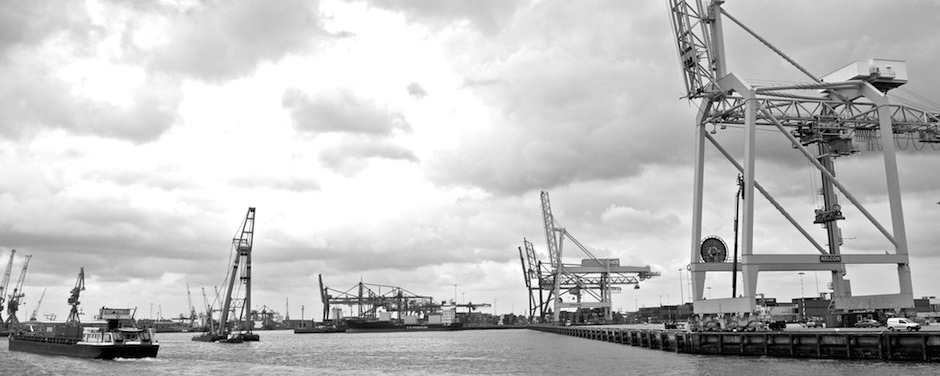 Im Hafen von Rotterdam